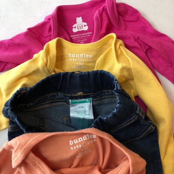 Baby Girls 0-3m 4 Piece Clothing Lot Jeans One Pieces - Picture 4 of 4